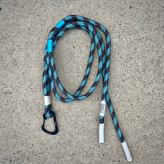 DOUBLE STRiNG CARABiNER ROPE BELT